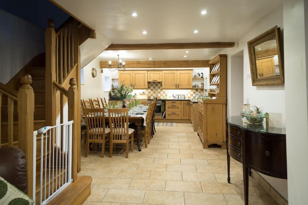 Coach House - Detached Cottage Within 135 Acres Bromyard Exterior photo
